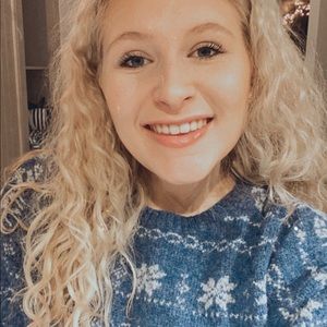 Meet your Posher, Camille